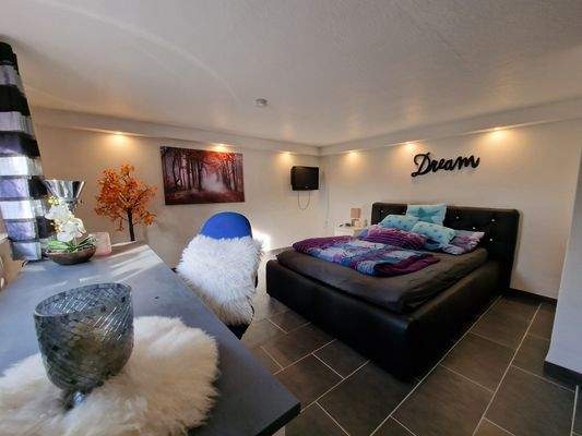 Keller Gästezimmer oder Büro