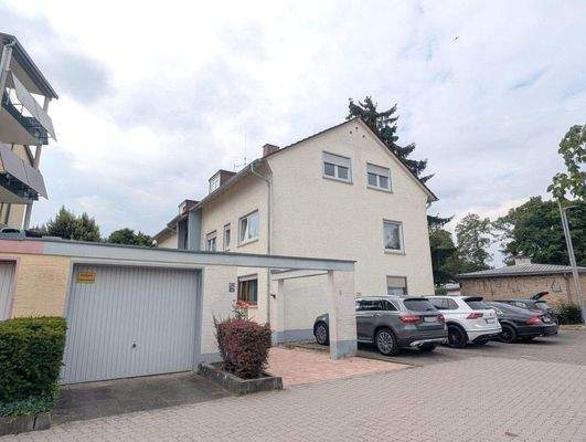 Außenansicht + Garage