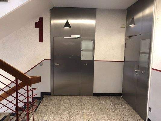 Flur und Eingang Praxis