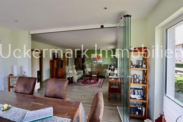 Wohn- und Essbereich