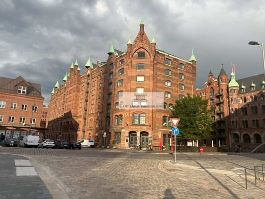 vis à vis Speicherstadt