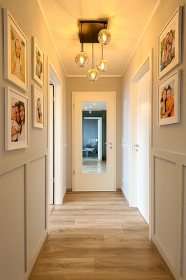 Flur mit Dekorationsbeispiel