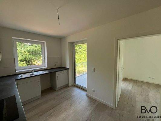 Küchenbereich mit Terrassenzugang