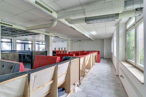 Ladenfläche, Ansicht II