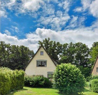 Rückseite vom Garten aus