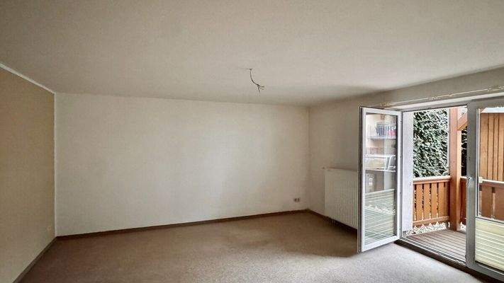 IWohnzimmer Ausgang Balkon 