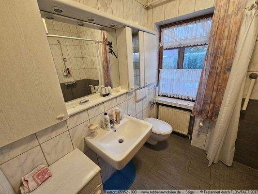 Badezimmer im Erdgeschoss - Bild I