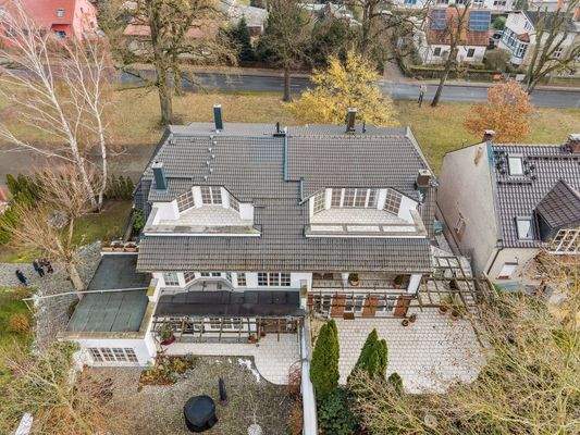 Großzügige Terrassen