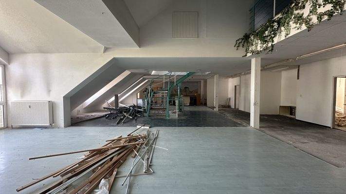 Gewerbeeinheit 3 (Blau)