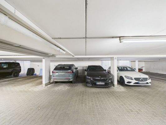 Garagenstellplatz 1