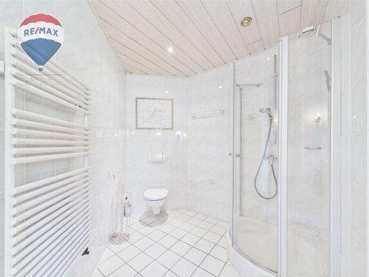 Badezimmer EG