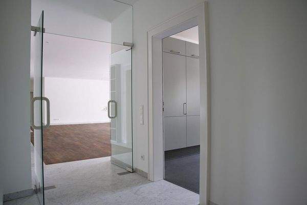 Flur / Wohnen / Küche