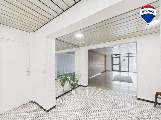 CAM01722G0-PR0044-STILL023