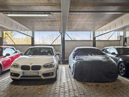 Tiefgaragenstellplätze