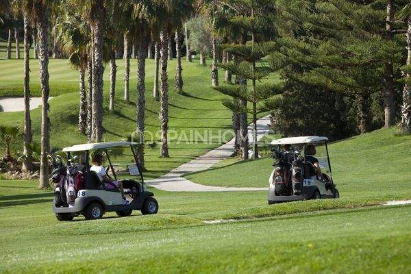 2-Bedroom Apartments 500 M from the Sea in Campoamor Golf