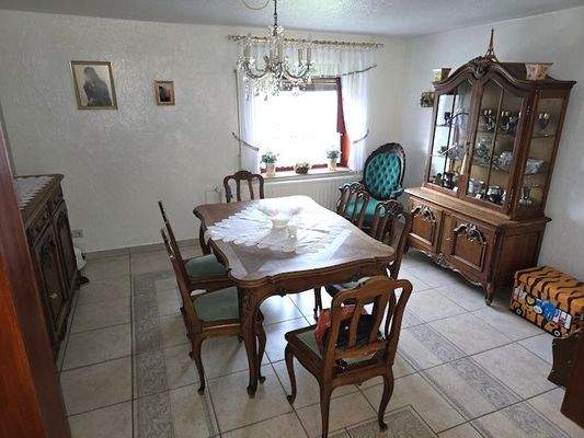 EG Esszimmer Bild 1.jpg