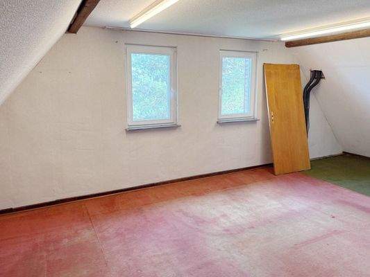 Raum 2 Dachgeschoss 