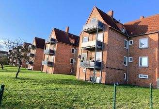 Rückseite Objekt mit Garten