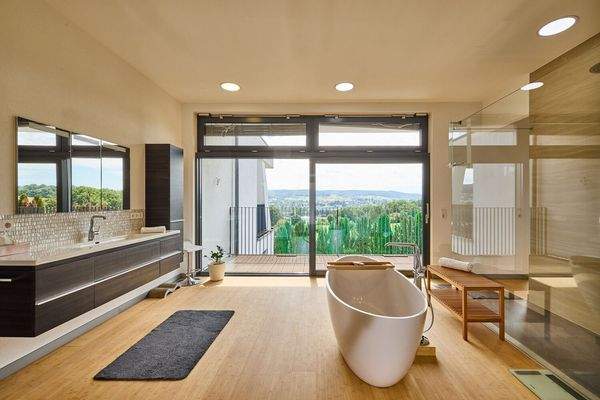 Masterbathroom mit Ausblick