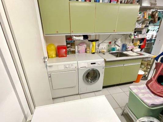 Hauswirtschafts- und Vorratsraum