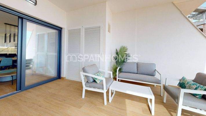 Lake View Apartments in a Complex with Pool in Torrevieja