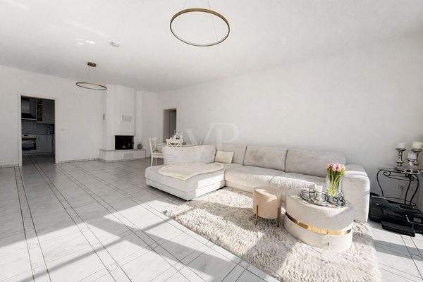 Offener Wohn- und Essbereich