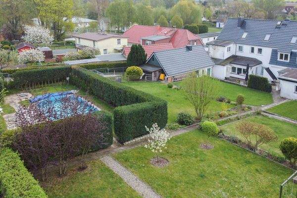 Nicht einsehbarer Pool