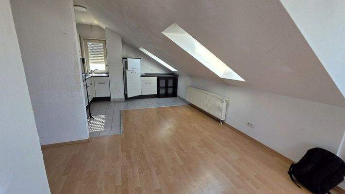 Wohnzimmer Blick Küche