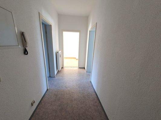 Flur 2. OG links