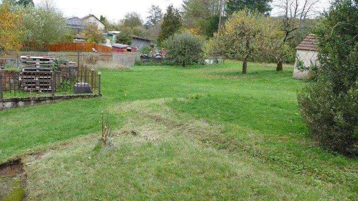 weitläufiges Grundstück