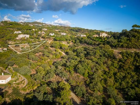 Photo: Plot in Benahavis