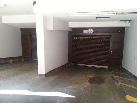 Düsseldorf Garage, Düsseldorf Stellplatz