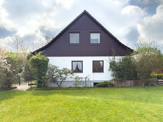 2. Außenansicht vom Garten.jpg