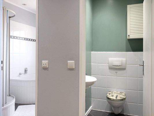 Gäste-WC und Vollbad