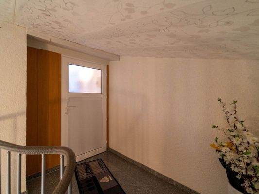 Flur Treppenhaus OG REH