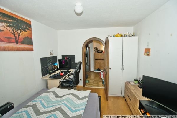Schlafzimmer 1