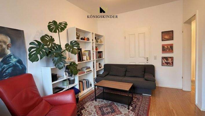 Kleines, ruhiges Wohnzimmer mit hoher Wohnqualität.