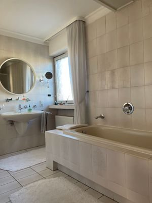 Badezimmer im 1. OG