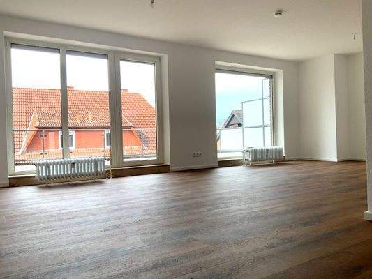 Wohnzimmer, mit Blick auf die Terrasse