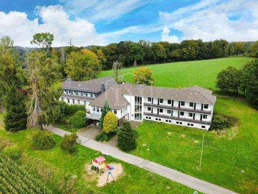 Gebäudekomplex - Südansicht