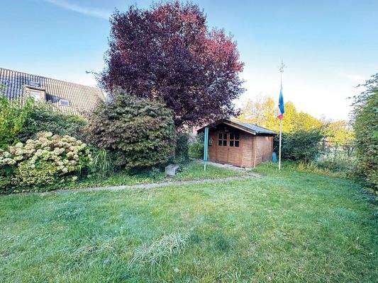  Blick auf das Gartenhaus