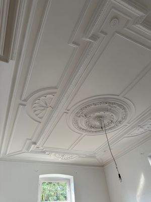 Jugendstil-Deckenverzierung