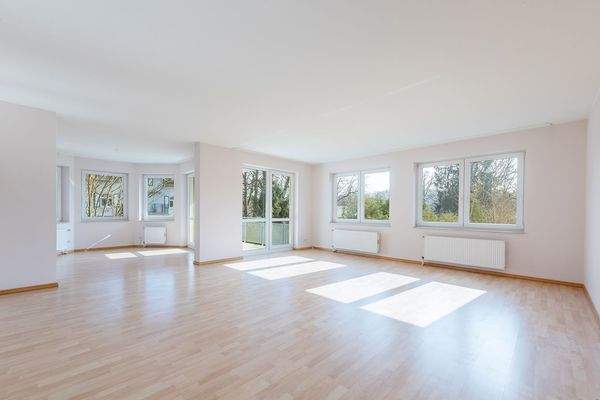 Offenes Wohn- und ...