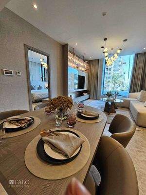 Wohnzimmer mit Essbereich