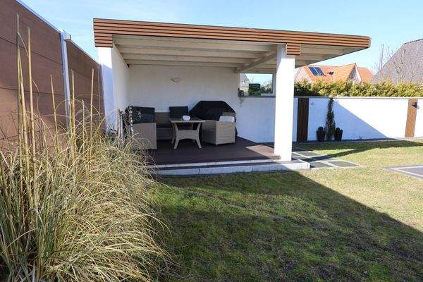 Überdachte Terrasse