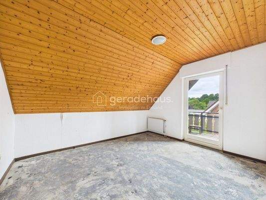 CAM03818G0-PR0041-STILL027