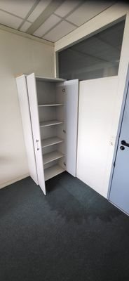 Büro inkl. Inventar 3