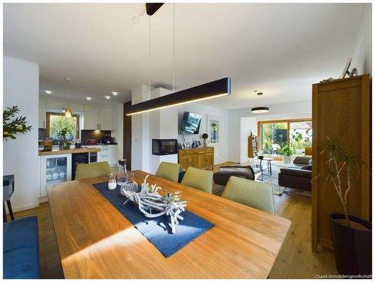 Essbereich mit offener Küche