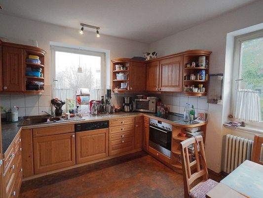 Küche mit Essecke