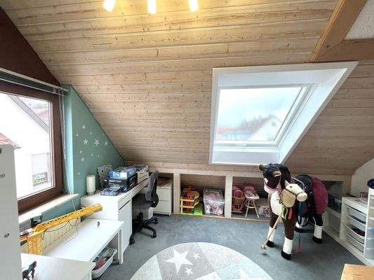 Spielzimmer / Hobbyraum